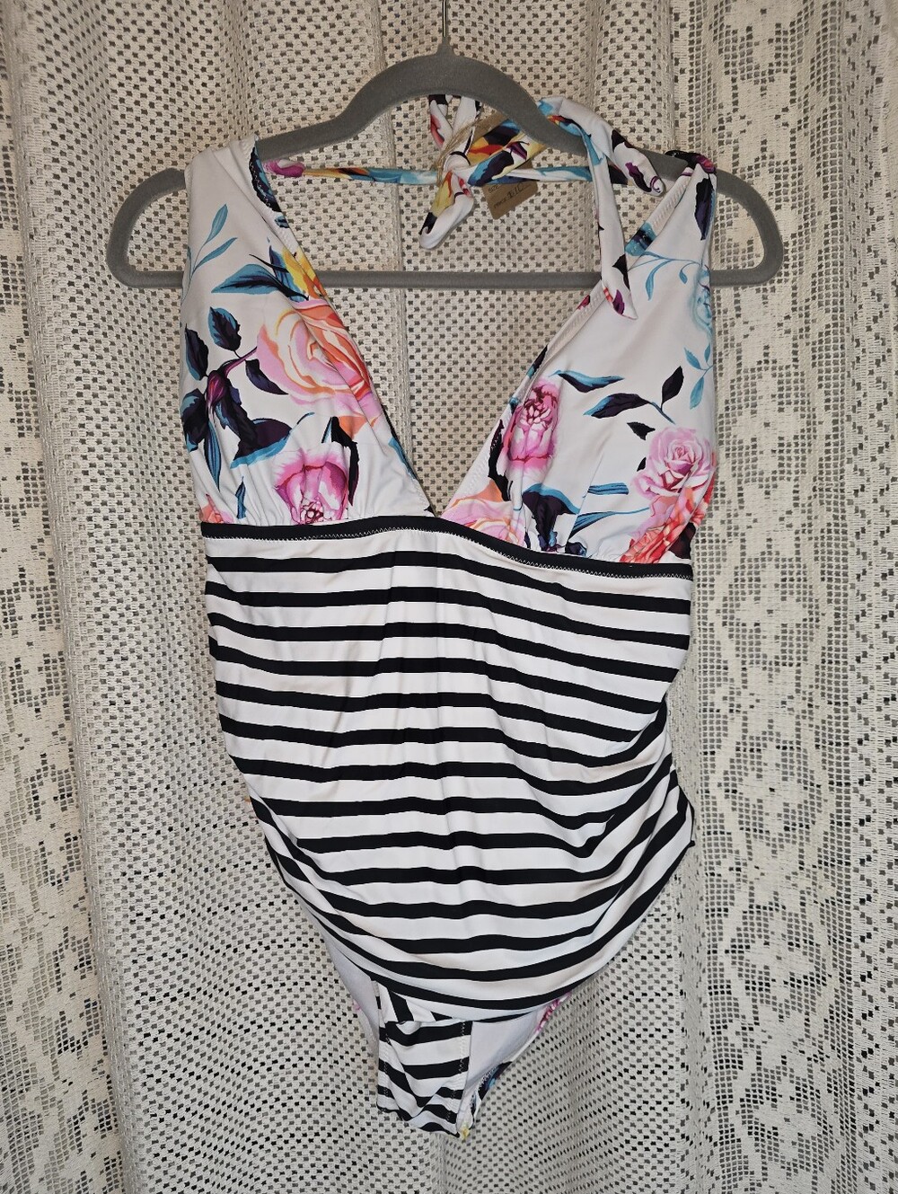 Cupshe Floral Stripe Halter One Piece Swim Suit, Womens Large
